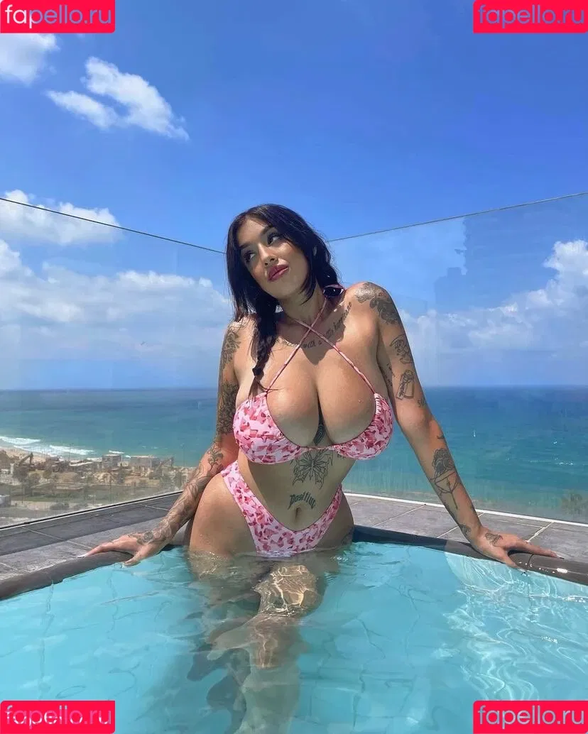May Bakshi Onlyfans Photo Gallery 