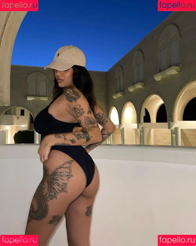 May Bakshi Onlyfans Photo Gallery 