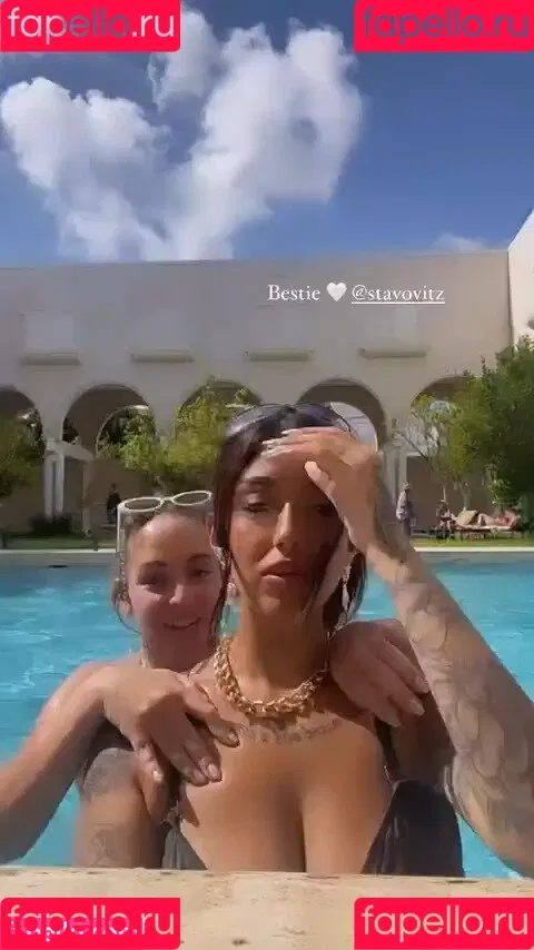 May Bakshi Onlyfans Photo Gallery 