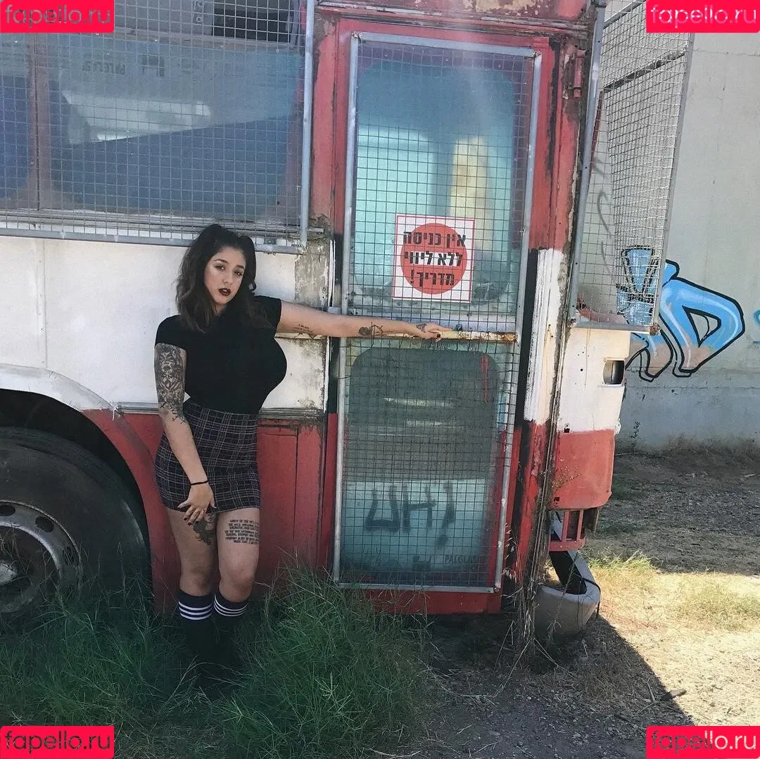 May Bakshi Onlyfans Photo Gallery 