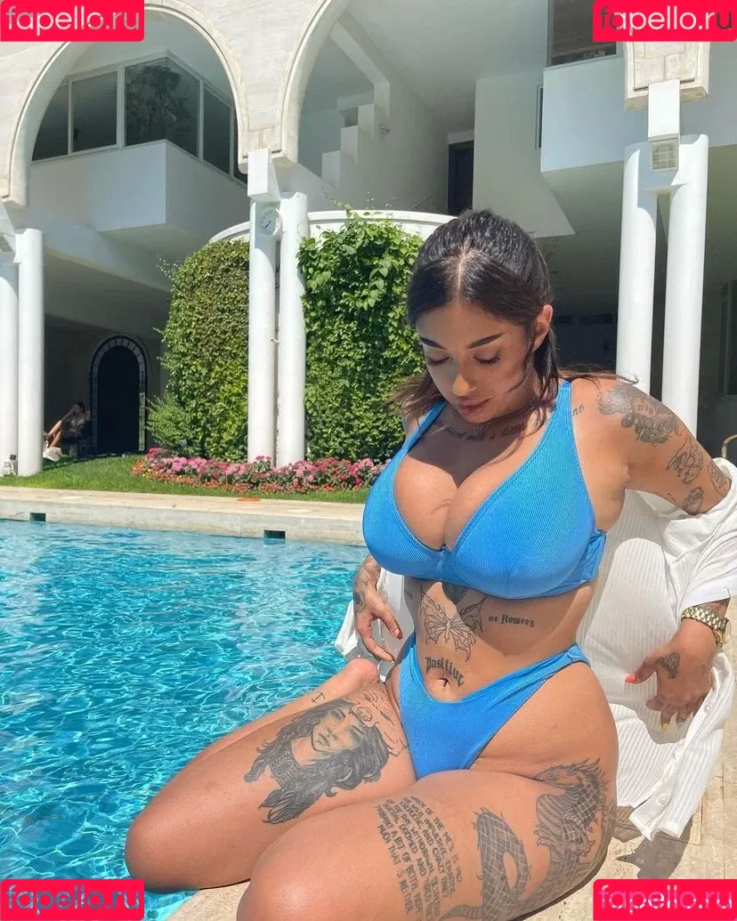 May Bakshi Onlyfans Photo Gallery 