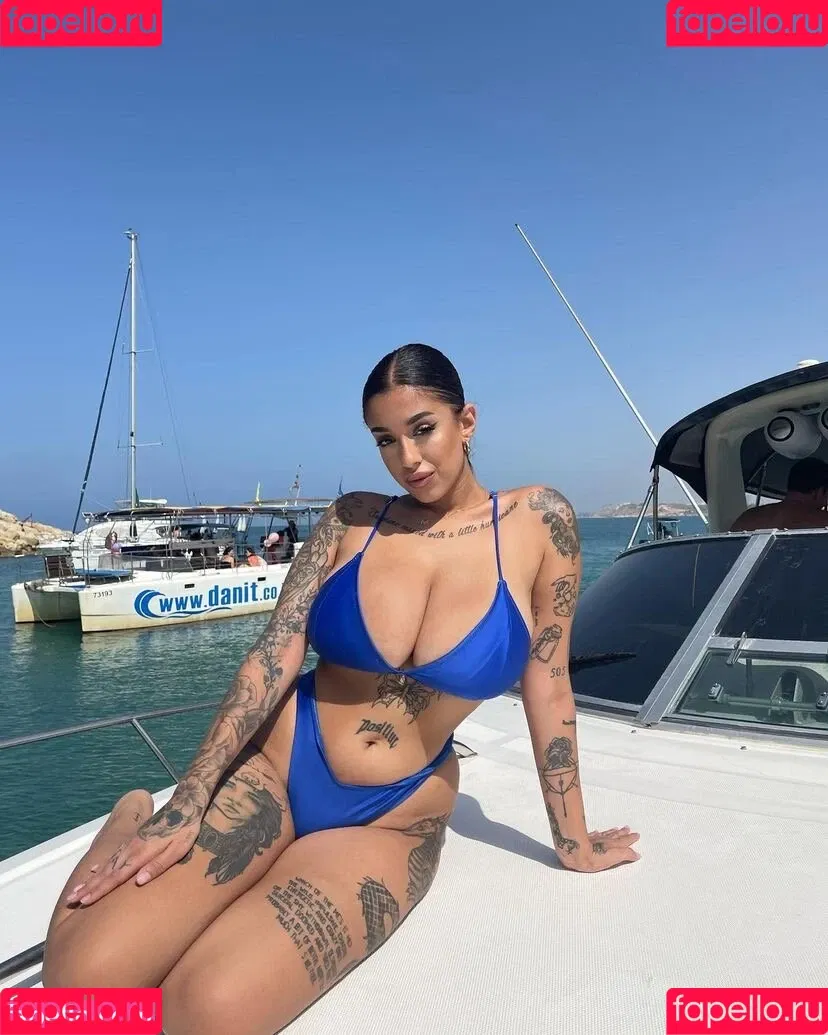 May Bakshi Onlyfans Photo Gallery 