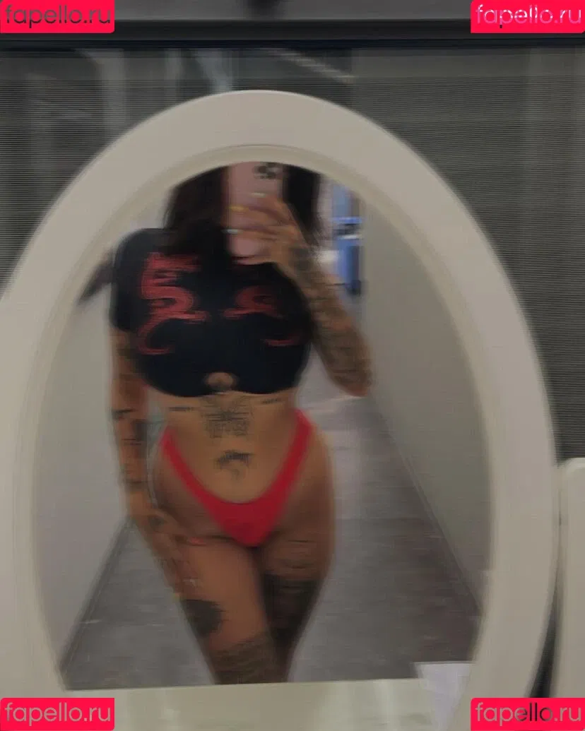 May Bakshi Onlyfans Photo Gallery 