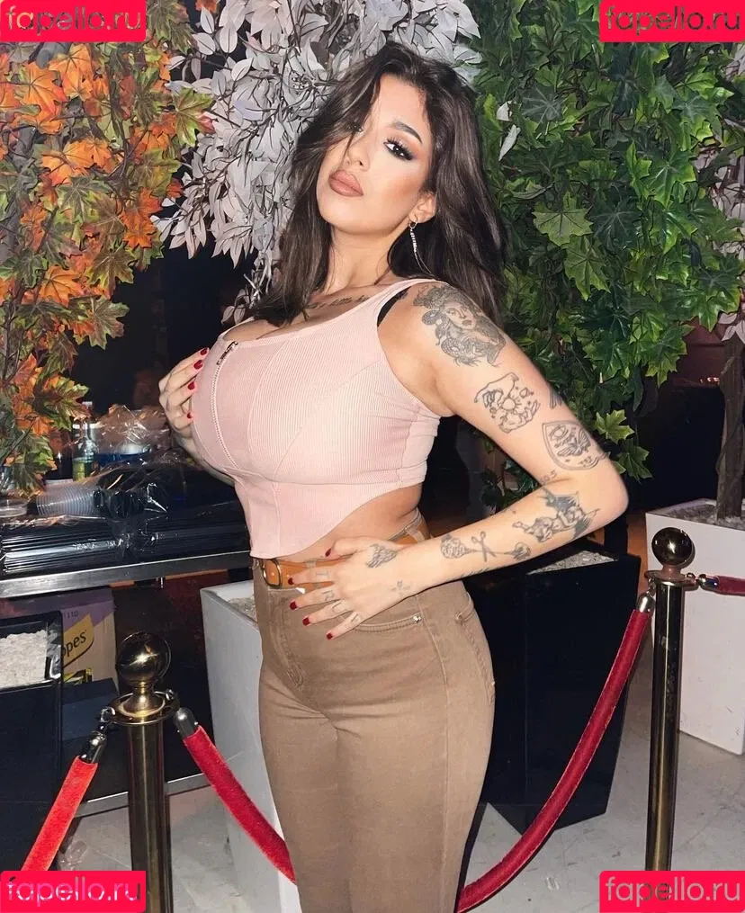 May Bakshi Onlyfans Photo Gallery 