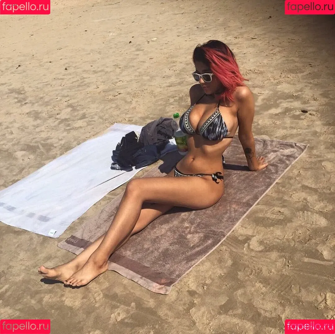 May Bakshi Onlyfans Photo Gallery 