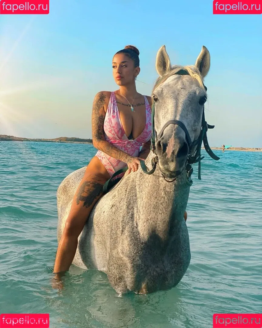 May Bakshi Onlyfans Photo Gallery 