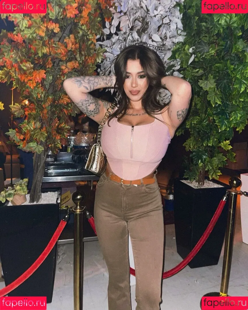 May Bakshi Onlyfans Photo Gallery 
