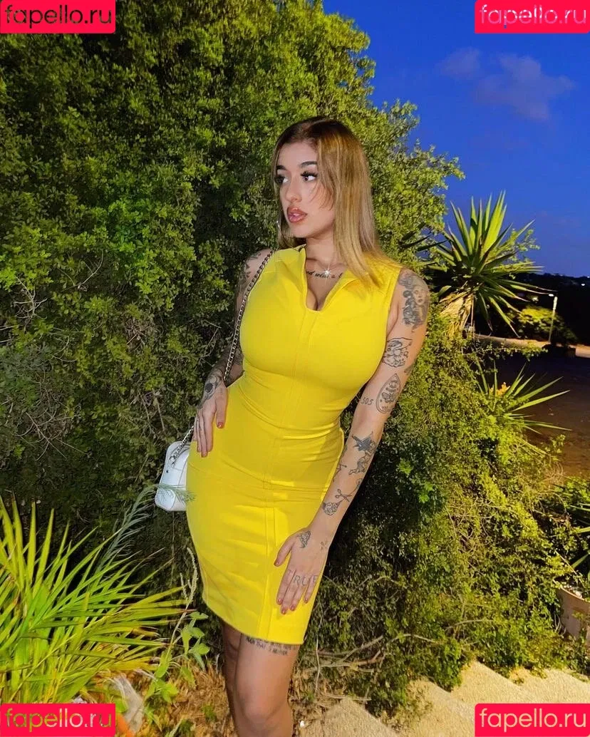May Bakshi Onlyfans Photo Gallery 