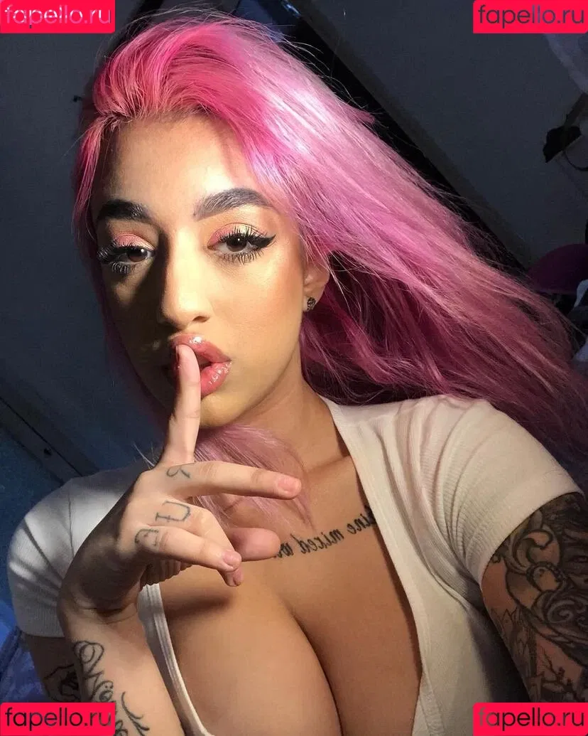 May Bakshi Onlyfans Photo Gallery 