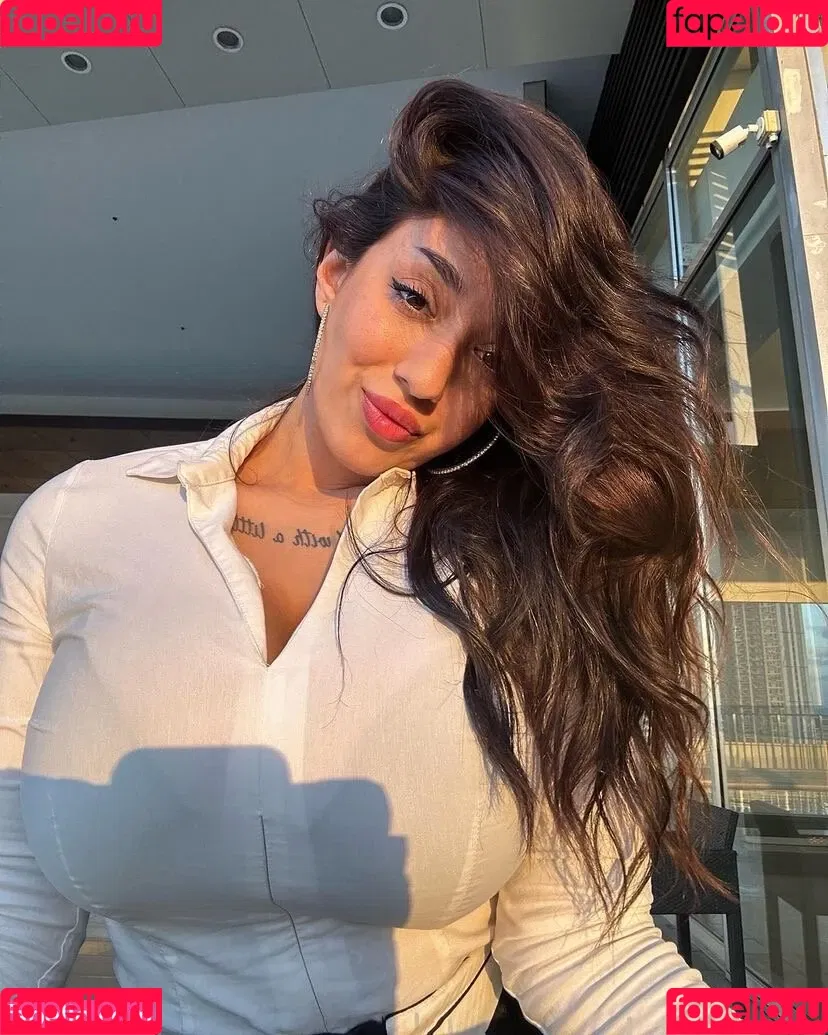 May Bakshi Onlyfans Photo Gallery 