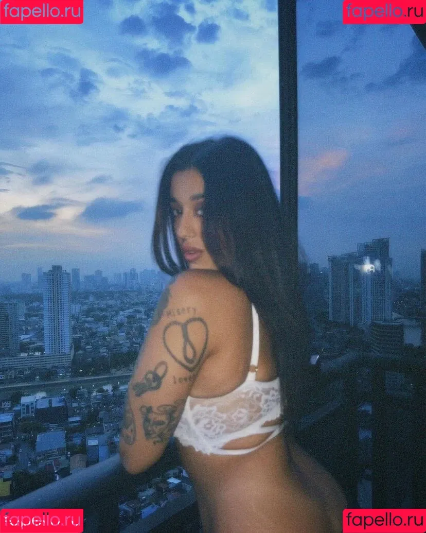 May Bakshi Onlyfans Photo Gallery 