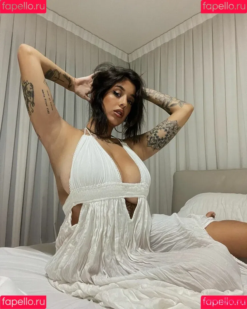 May Bakshi Onlyfans Photo Gallery 