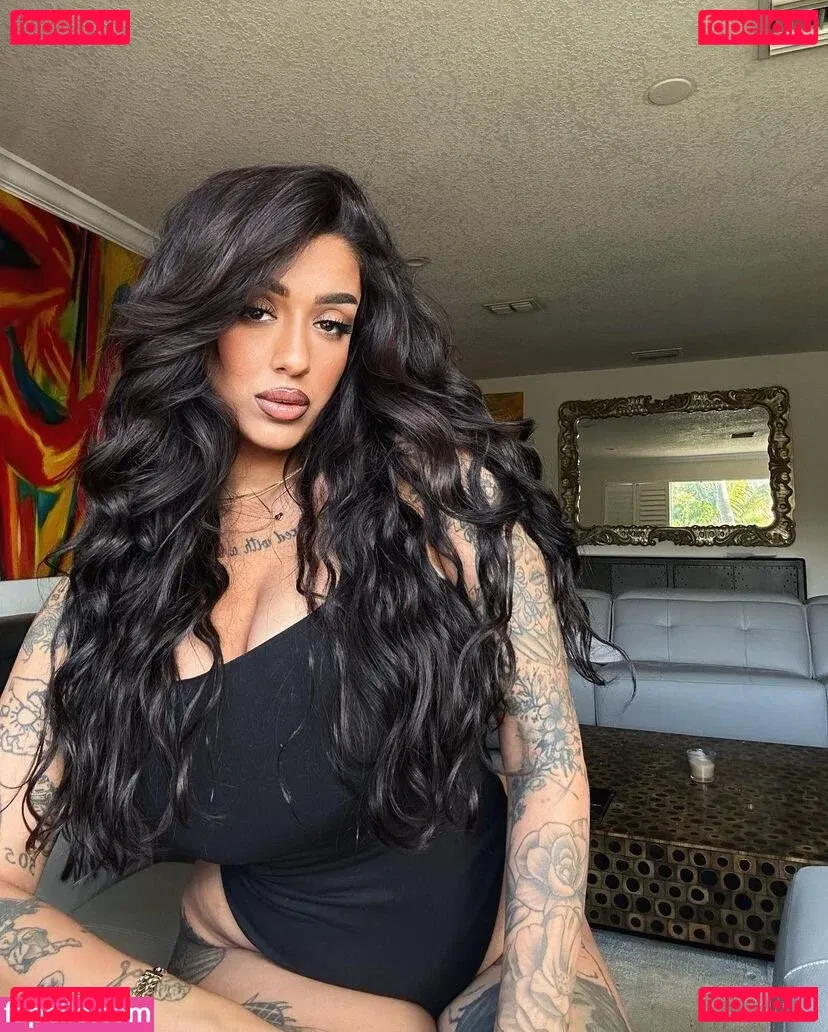 May Bakshi Onlyfans Photo Gallery 