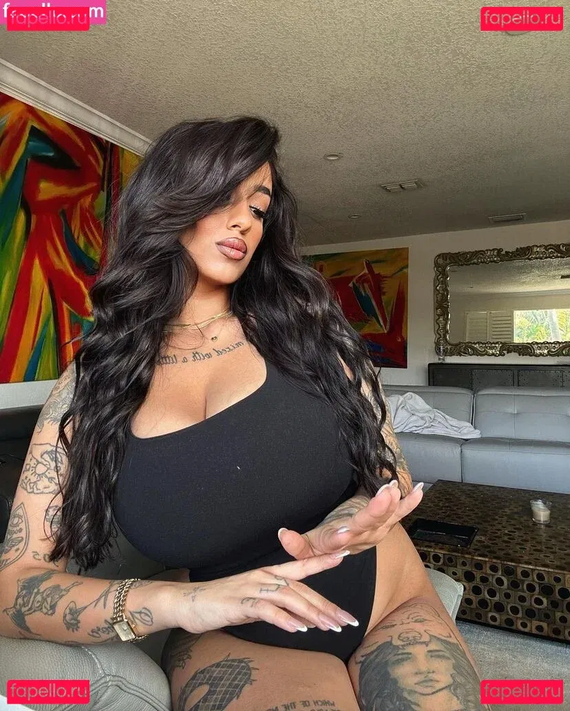 May Bakshi Onlyfans Photo Gallery 