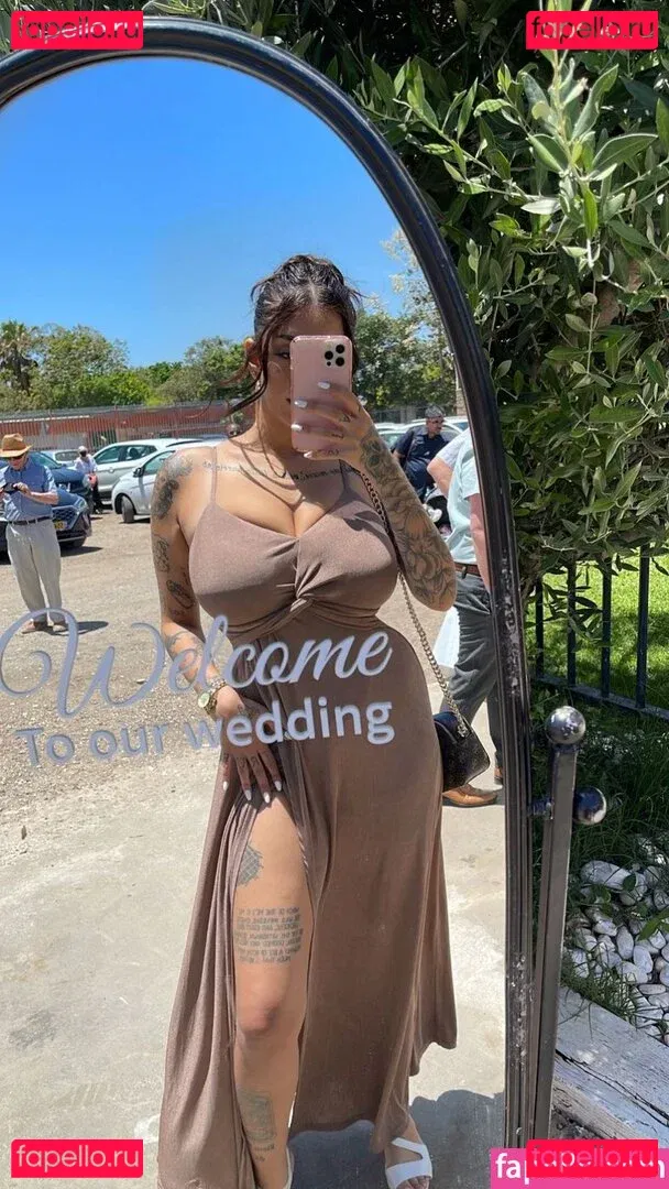 May Bakshi Onlyfans Photo Gallery 