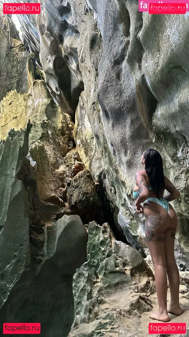 May Bakshi Onlyfans Photo Gallery 