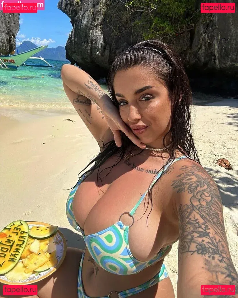 May Bakshi Onlyfans Photo Gallery 