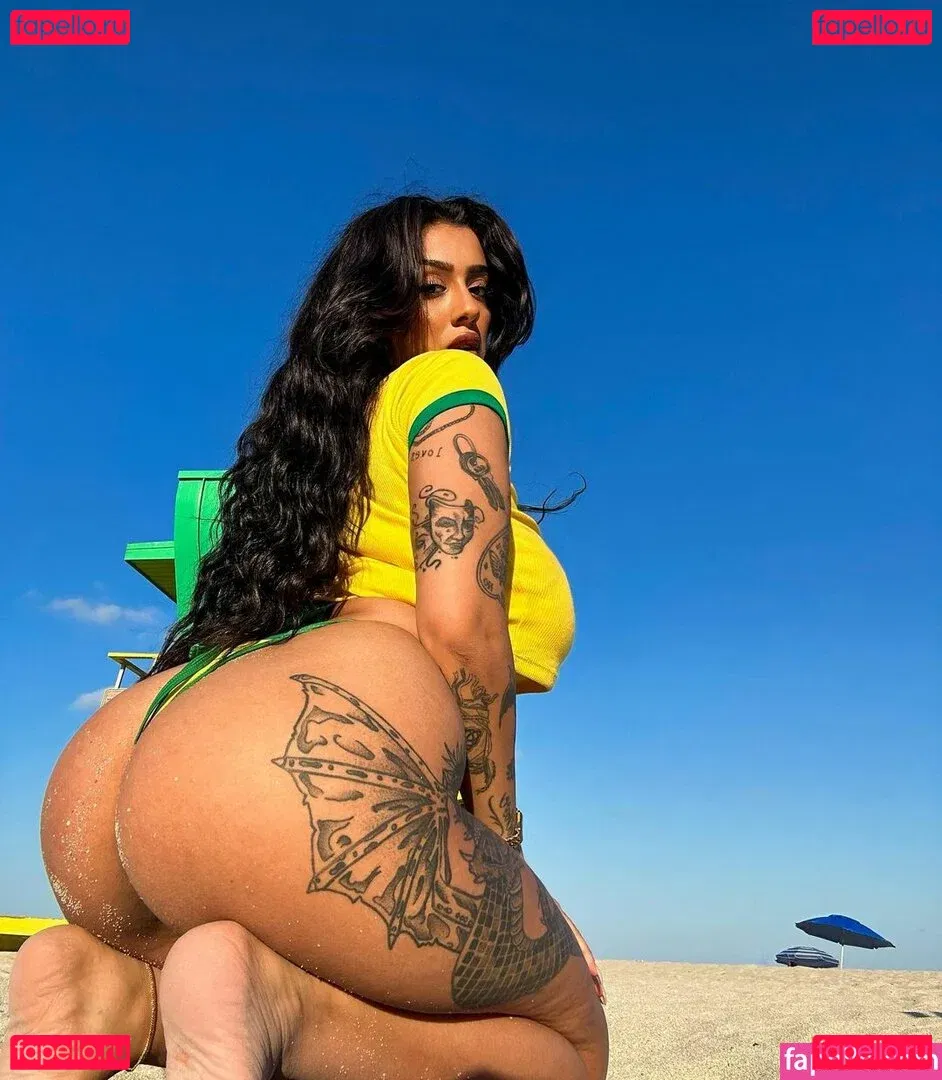 May Bakshi Onlyfans Photo Gallery 