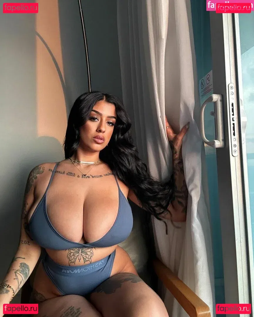 May Bakshi Onlyfans Photo Gallery 