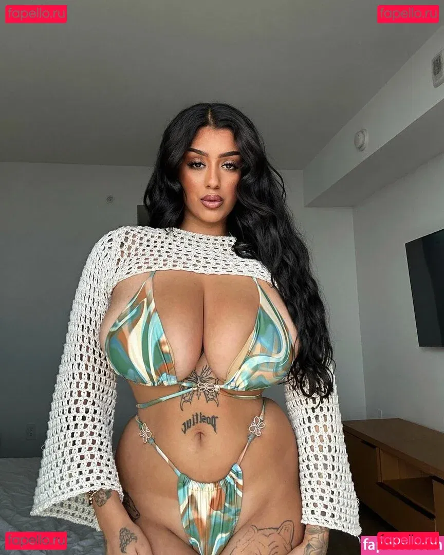 May Bakshi Onlyfans Photo Gallery 