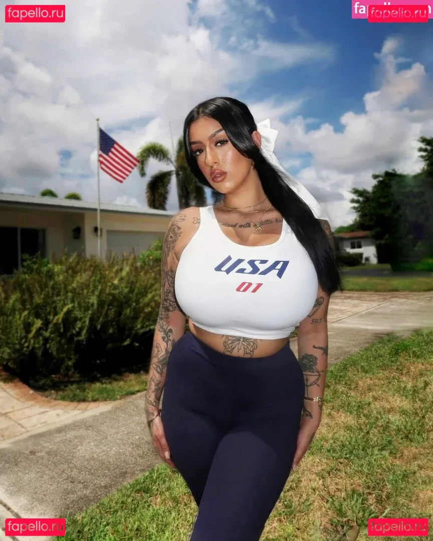 May Bakshi Onlyfans Photo Gallery 