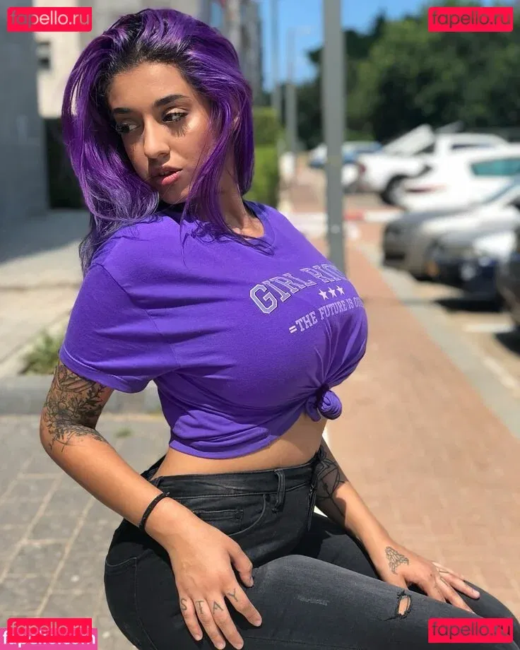 May Bakshi Onlyfans Photo Gallery 