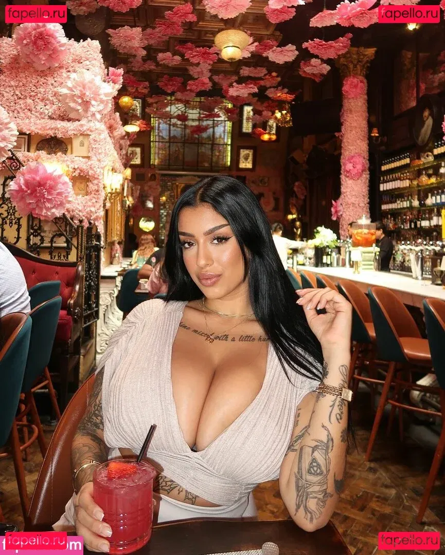 May Bakshi Onlyfans Photo Gallery 