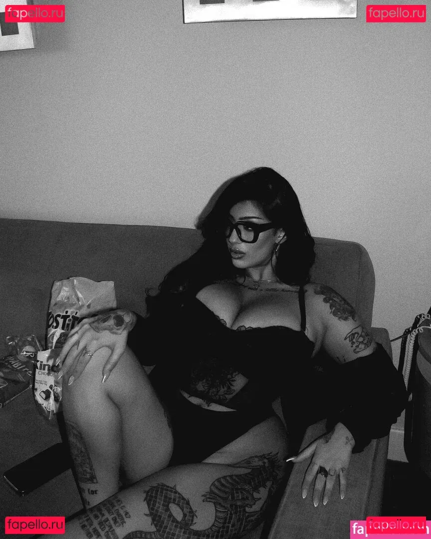 May Bakshi Onlyfans Photo Gallery 