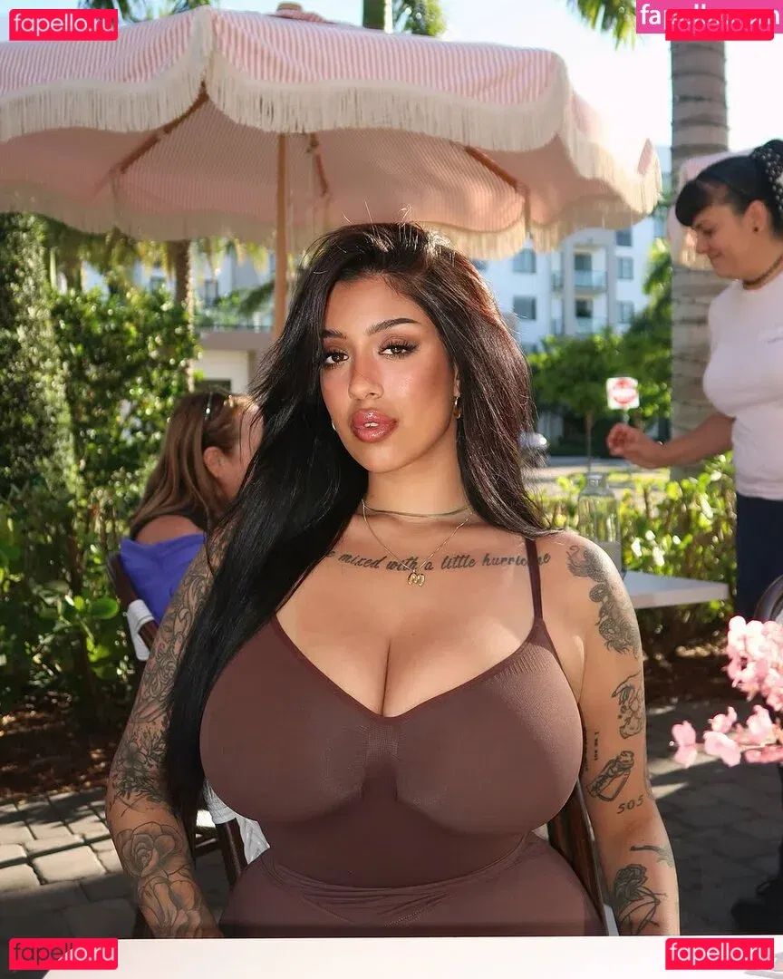 May Bakshi Onlyfans Photo Gallery 