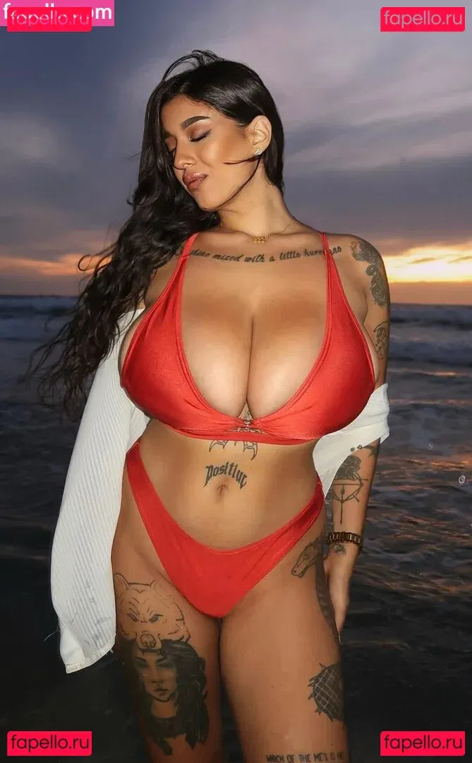 May Bakshi Onlyfans Photo Gallery 