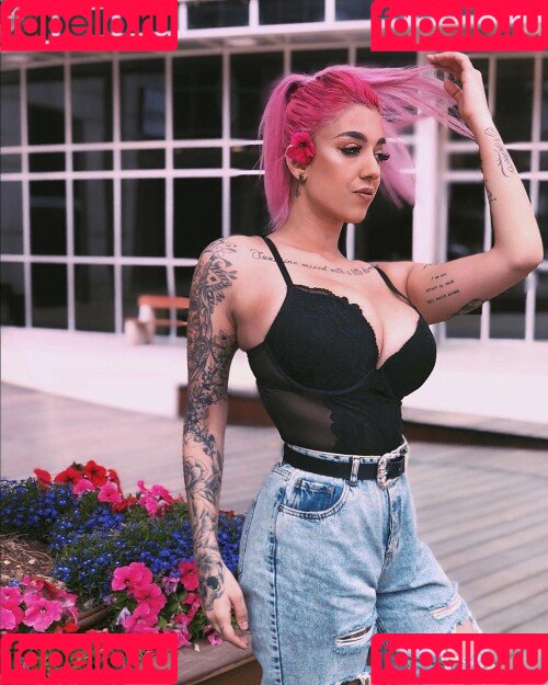 May Bakshi Onlyfans Photo Gallery 