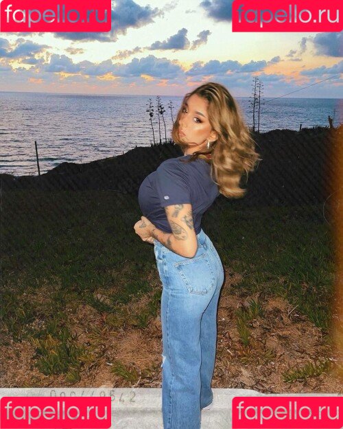 May Bakshi Onlyfans Photo Gallery 