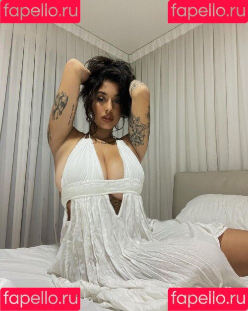 May Bakshi Onlyfans Photo Gallery 