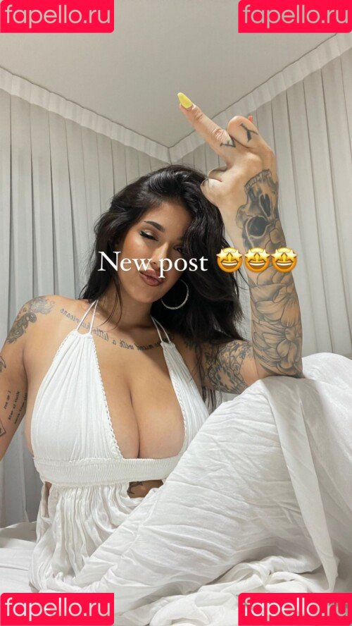 May Bakshi Onlyfans Photo Gallery 