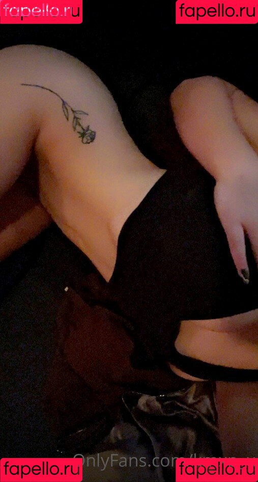 kmxp_u Onlyfans Photo Gallery 