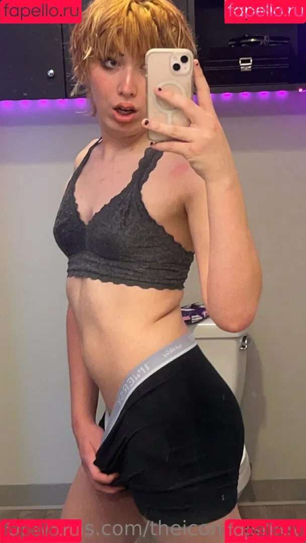 theiconicashley Onlyfans Photo Gallery 