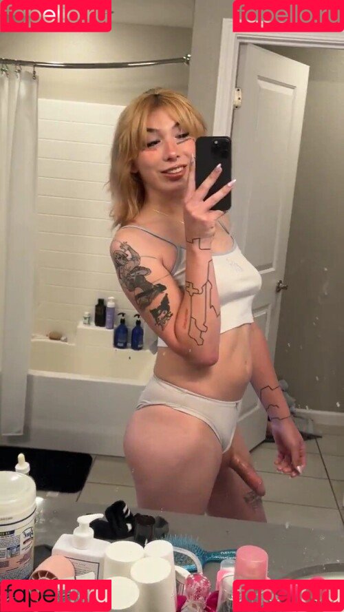 theiconicashley Onlyfans Photo Gallery 