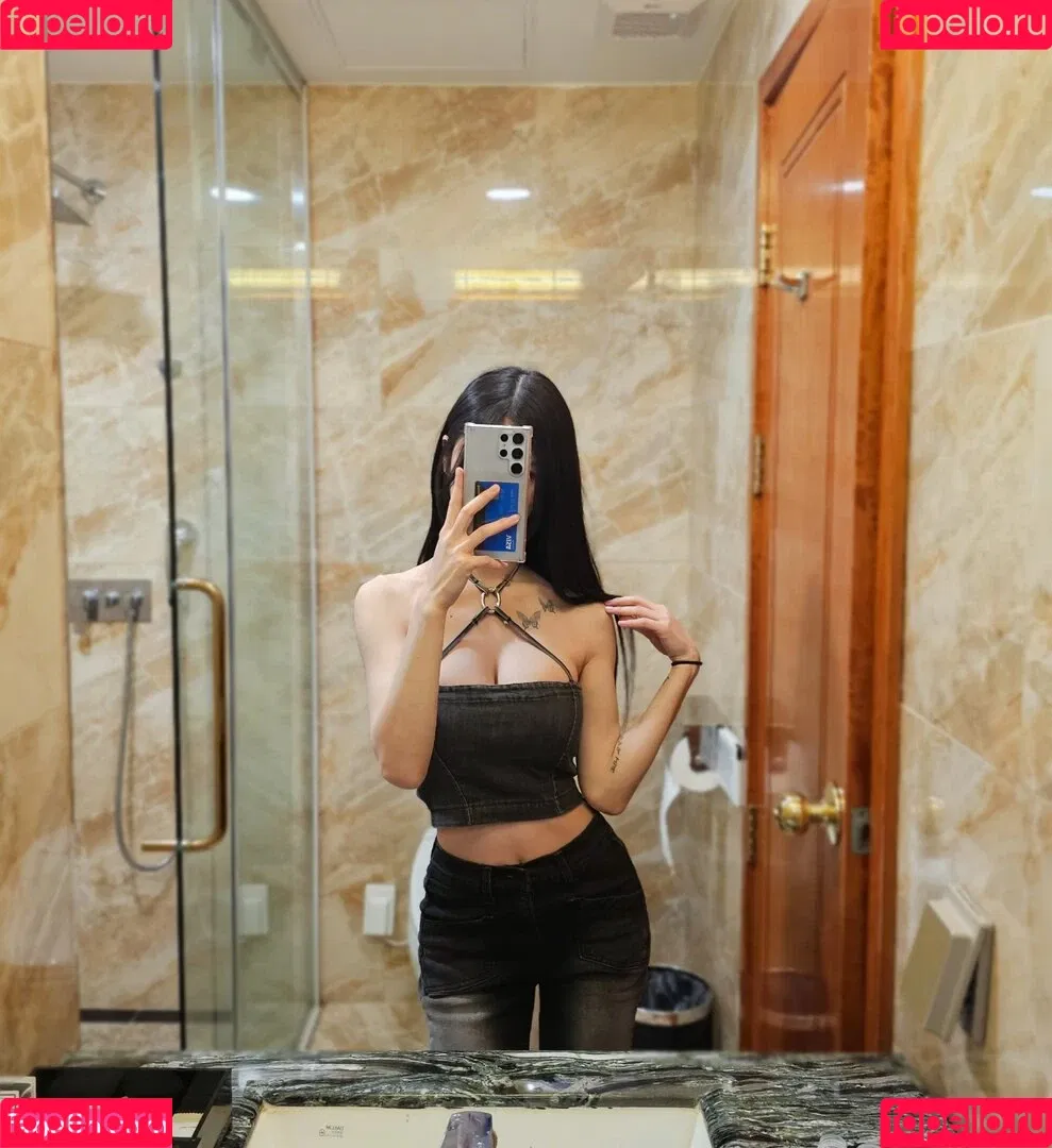 Biya Onlyfans Photo Gallery 