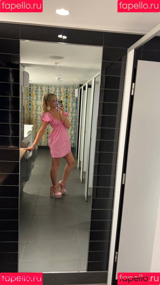 Rory Eliza Onlyfans Photo Gallery 