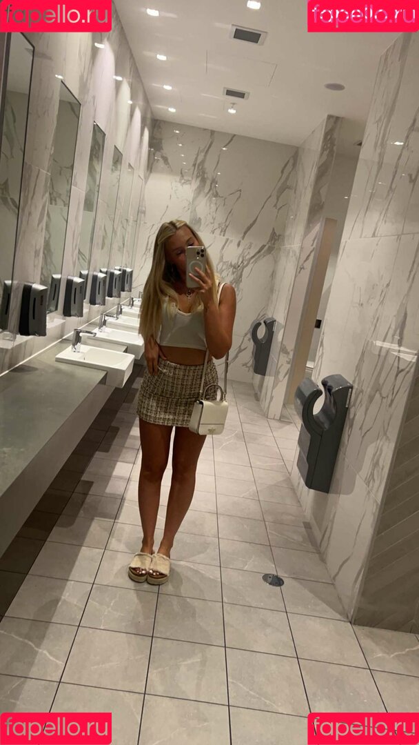 Rory Eliza Onlyfans Photo Gallery 