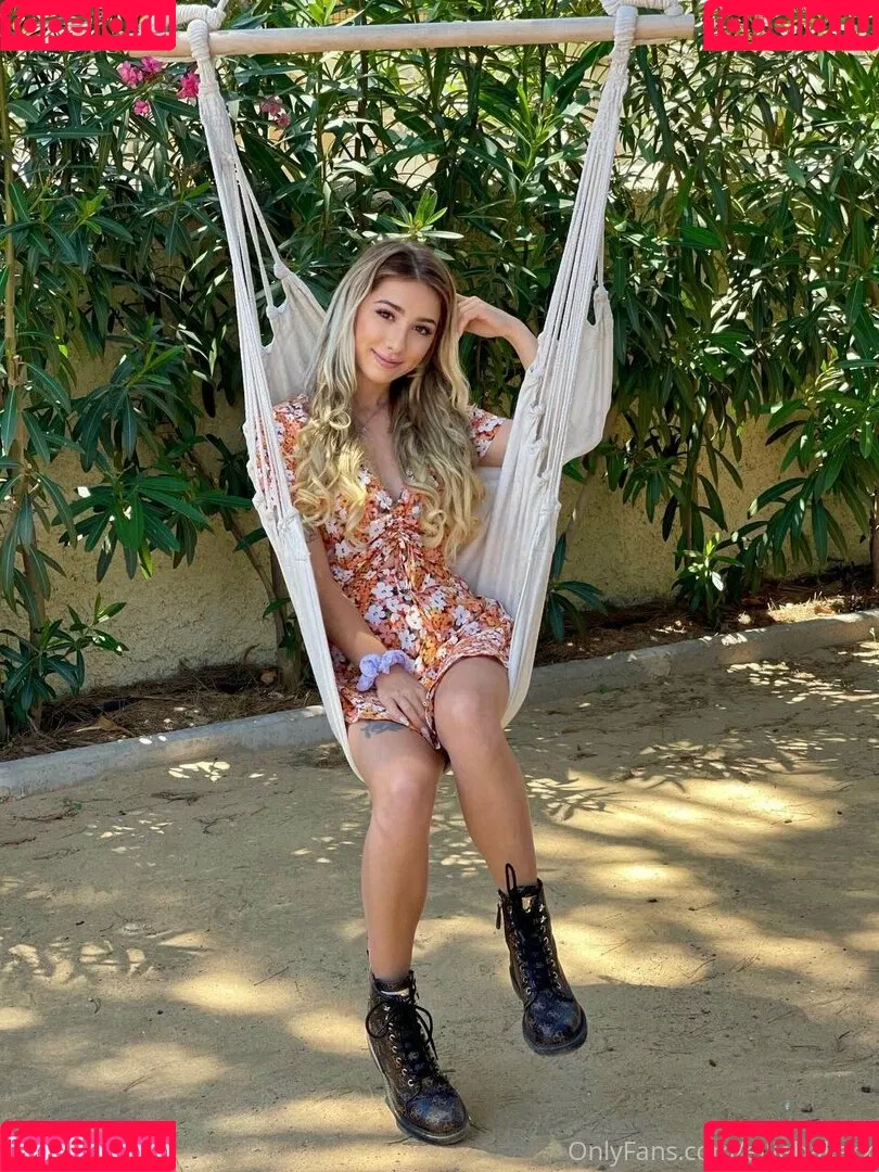 the.lani.lane Onlyfans Photo Gallery 