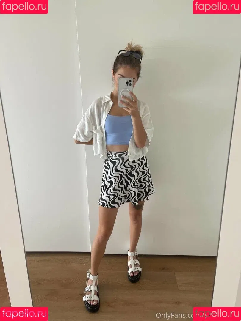 the.lani.lane Onlyfans Photo Gallery 