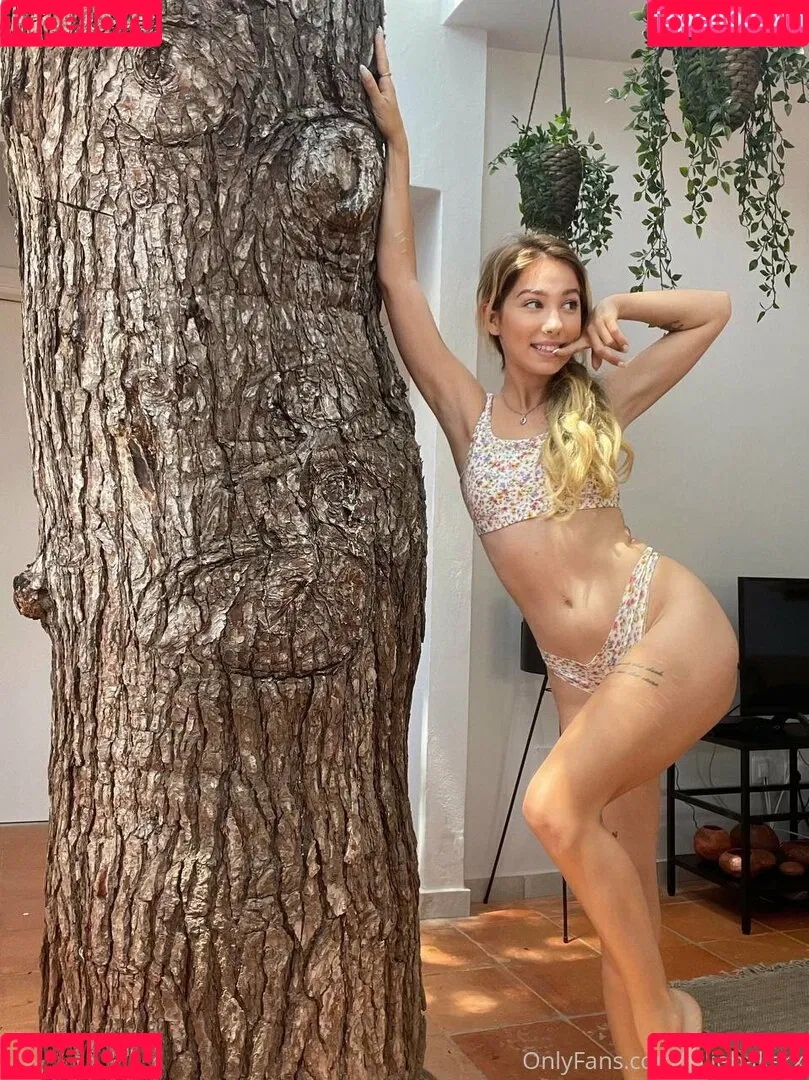 the.lani.lane Onlyfans Photo Gallery 