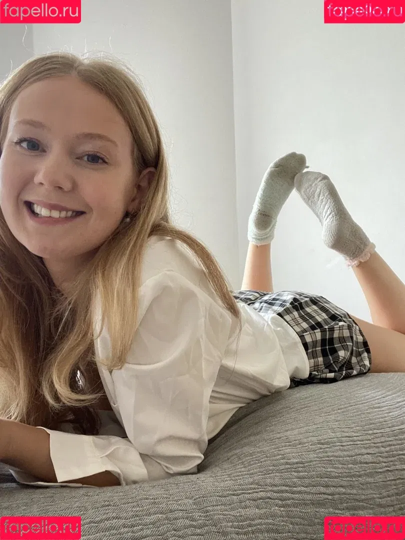 Librarosebud Onlyfans Photo Gallery 
