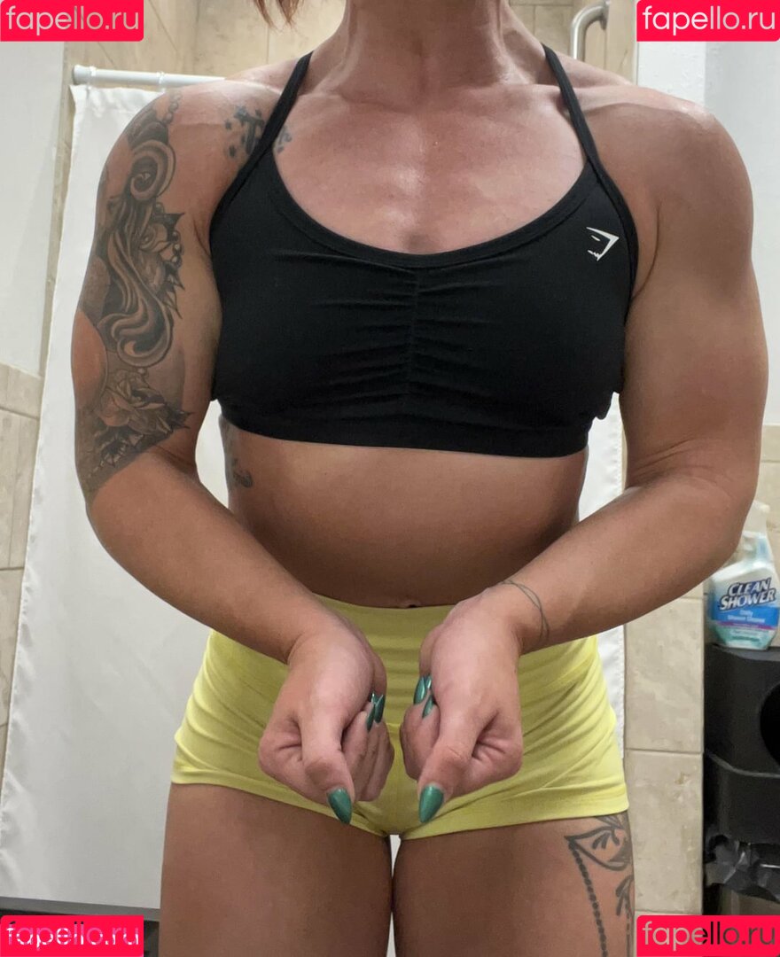 NoPlainJane Onlyfans Photo Gallery 