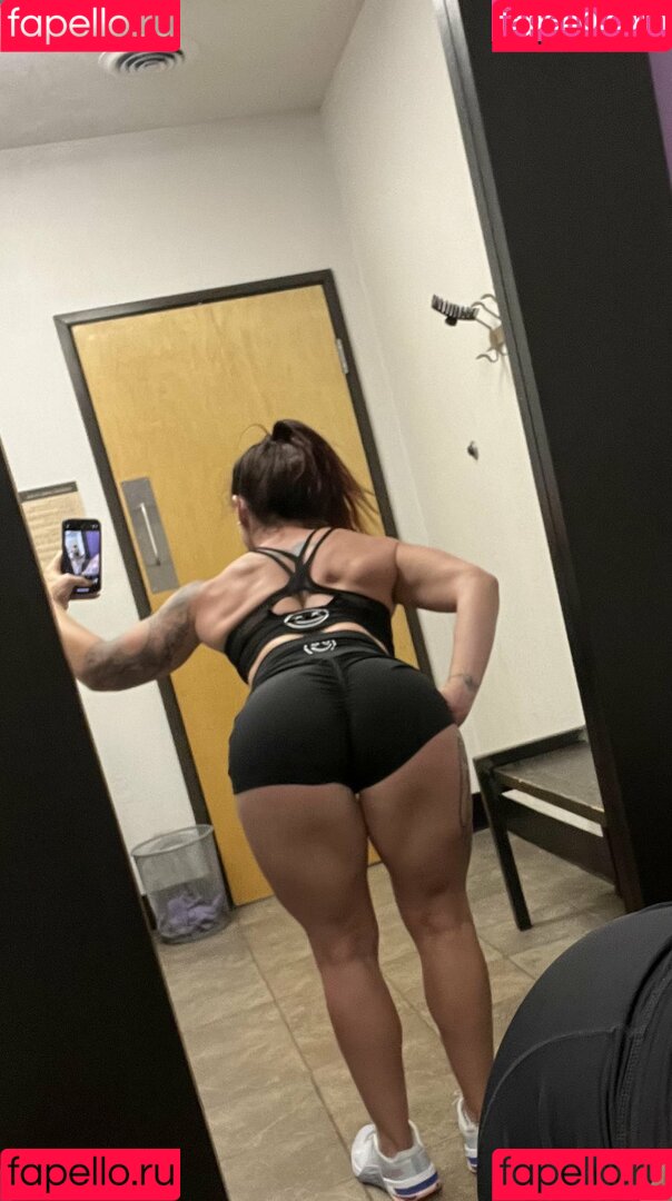 NoPlainJane Onlyfans Photo Gallery 