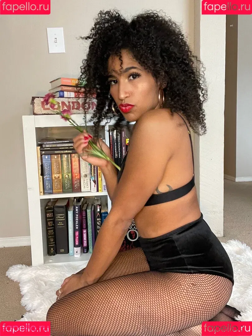 Marti Belle Onlyfans Photo Gallery 