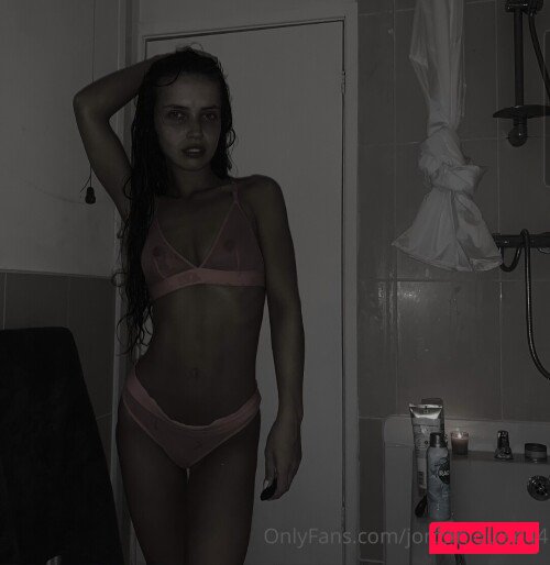 Jordan Louise Nude Onlyfans Photo 14