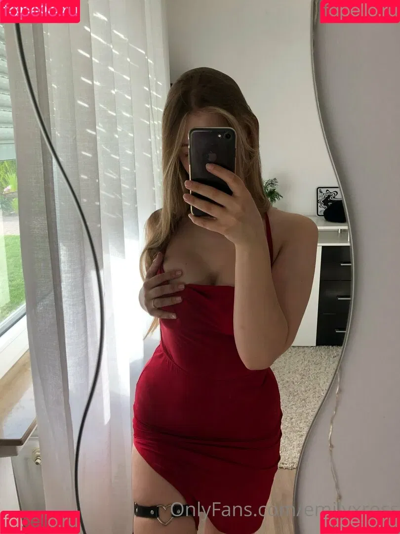 emilyxross Onlyfans Photo Gallery 