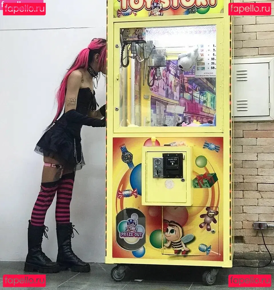 Ybbbyx Onlyfans Photo Gallery 